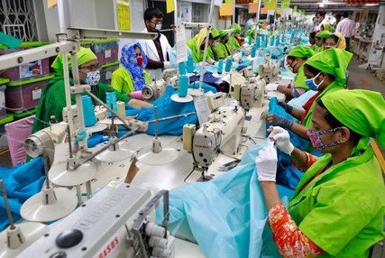 Pandemic profits soar by billions as poorest pay price – Oxfam （只有英文） - 图像