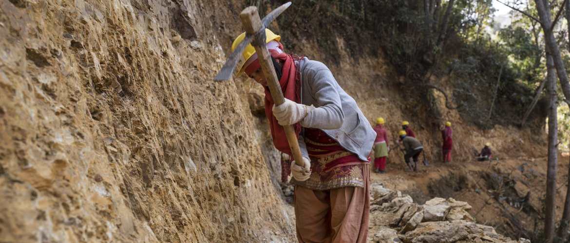 尼泊尔地震人道救援工作