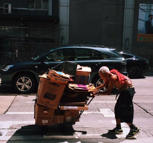 Image of Poverty in Hong Kong and Oxfam’s Advocacy Work